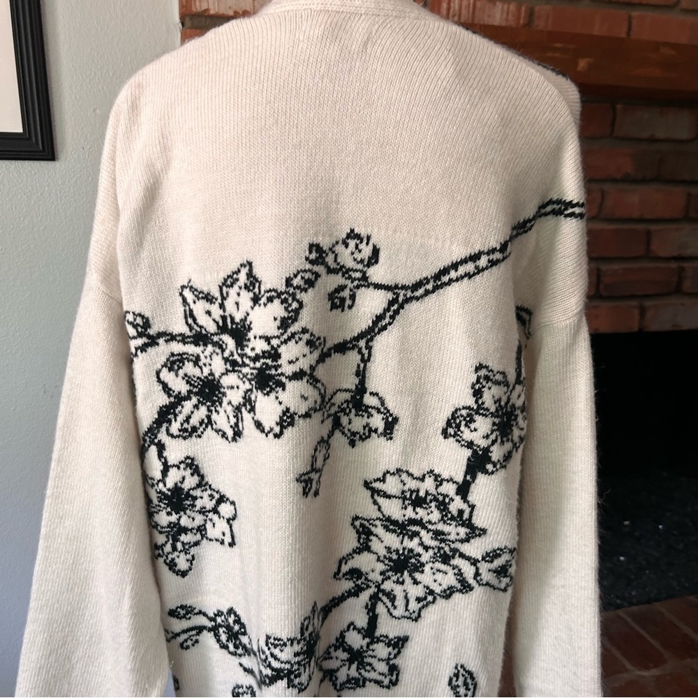 Anthropologie Nadia Open Front Floral Cardigan in White & Black Sz L - Picture 8 of 11